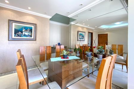 Apartamento à venda com 88m², 3 quartos e 2 vagas Apartamento à venda com 88m², 3 quartos e 2 vagasSala de jantar