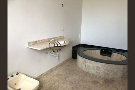 Casa para alugar com 500m², 4 quartos e 6 vagas