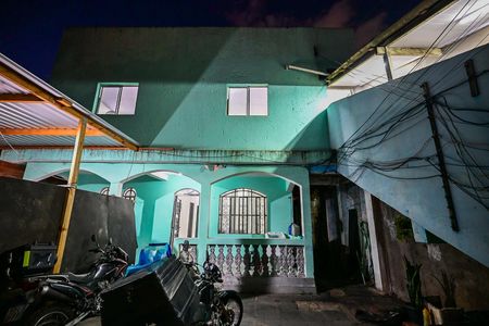 Casa para alugar com 500m², 12 quartos e 4 vagasFachada