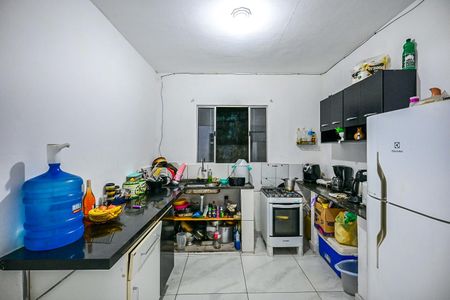Casa para alugar com 500m², 12 quartos e 4 vagasCozinha