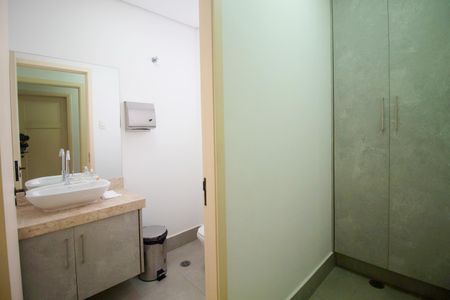 Casa para alugar com 160m², 3 quartos e sem vagaBanheiro social