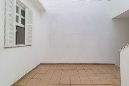 Casa para alugar com 56m², 1 quarto e 1 vaga Casa para alugar com 56m², 1 quarto e 1 vagaÁrea de Serviço/Quintal