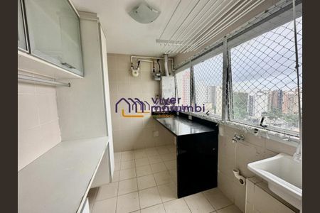 Apartamento para alugar com 211m², 3 quartos e 3 vagas