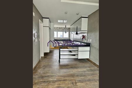 Apartamento para alugar com 211m², 3 quartos e 3 vagas