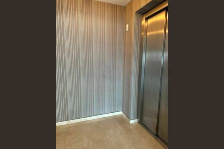 Apartamento para alugar com 211m², 3 quartos e 3 vagas