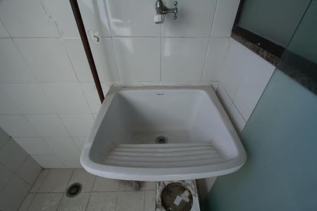 Apartamento à venda com 60m², 2 quartos e 1 vagaÁrea de Serviço