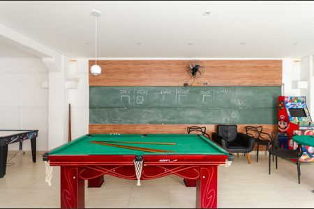 Apartamento para alugar com 43m², 2 quartos e 1 vaga Apartamento para alugar com 43m², 2 quartos e 1 vagaSala de Jogos