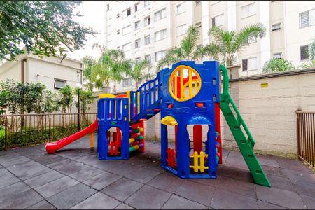 Apartamento para alugar com 43m², 2 quartos e 1 vaga Apartamento para alugar com 43m², 2 quartos e 1 vagaÁrea comum - Playground