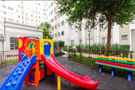 Apartamento para alugar com 43m², 2 quartos e 1 vaga Apartamento para alugar com 43m², 2 quartos e 1 vagaÁrea comum - Playground