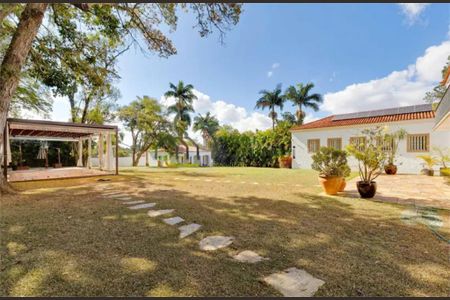 Casa à venda com 713m², 4 quartos e 11 vagas