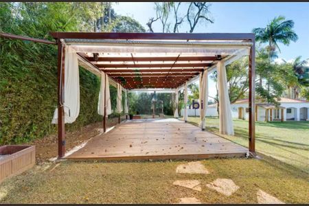 Casa à venda com 713m², 4 quartos e 11 vagas