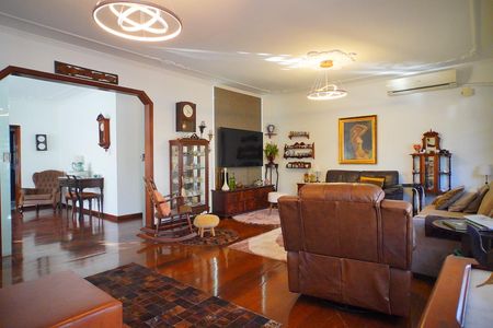 Sala de casa à venda com 3 quartos, 300m² em Cristo Redentor, Porto Alegre