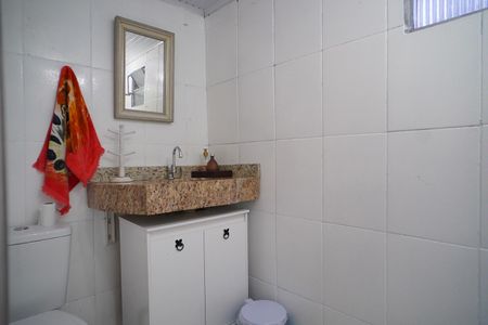 Casa à venda com 300m², 3 quartos e 6 vagasBanheiro
