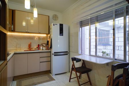 Casa à venda com 300m², 3 quartos e 6 vagasCozinha 