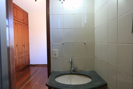 Apartamento à venda com 58m², 1 quarto e 1 vaga Apartamento à venda com 58m², 1 quarto e 1 vagaBanheiro da Suíte