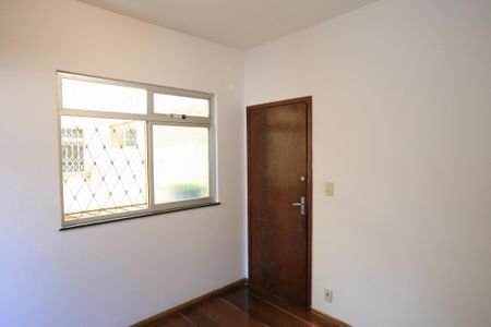 Sala de apartamento à venda com 1 quarto, 58m² em Santa Tereza, Belo Horizonte