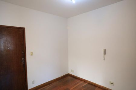Sala de apartamento à venda com 1 quarto, 58m² em Santa Tereza, Belo Horizonte