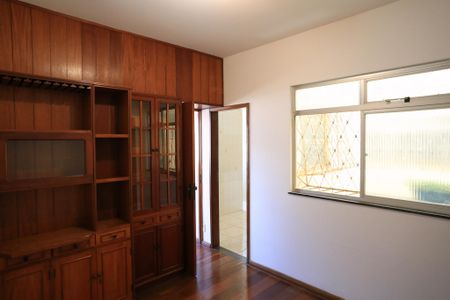 Sala de apartamento à venda com 1 quarto, 58m² em Santa Tereza, Belo Horizonte