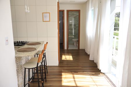 Apartamento para alugar com 2 quartos, 45m² em Itapuã, Salvador