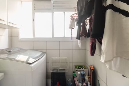 Apartamento à venda com 71m², 3 quartos e 1 vaga Apartamento à venda com 71m², 3 quartos e 1 vagaÁrea de Serviço