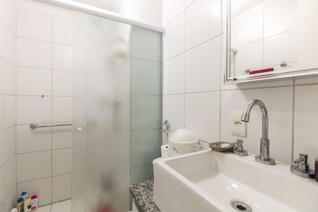 Apartamento à venda com 71m², 3 quartos e 1 vaga Apartamento à venda com 71m², 3 quartos e 1 vagaBanheiro Social
