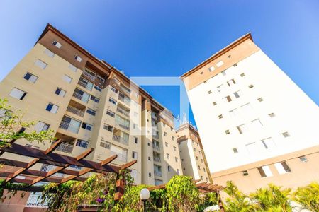 Apartamento à venda com 71m², 3 quartos e 1 vaga Apartamento à venda com 71m², 3 quartos e 1 vagaFachada