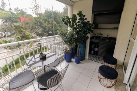 Apartamento à venda com 87m², 2 quartos e 1 vaga Apartamento à venda com 87m², 2 quartos e 1 vagaVaranda da Sala