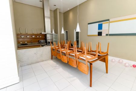 Apartamento à venda com 87m², 2 quartos e 1 vaga Apartamento à venda com 87m², 2 quartos e 1 vagaÁrea comum - Salão de festas