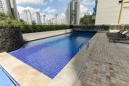 Apartamento à venda com 87m², 2 quartos e 1 vaga Apartamento à venda com 87m², 2 quartos e 1 vagaÁrea comum - Piscina