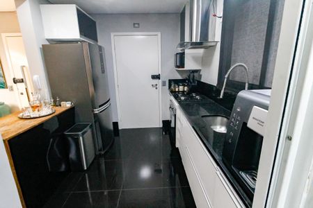 Apartamento à venda com 87m², 2 quartos e 1 vaga Apartamento à venda com 87m², 2 quartos e 1 vagaCozinha - Armários