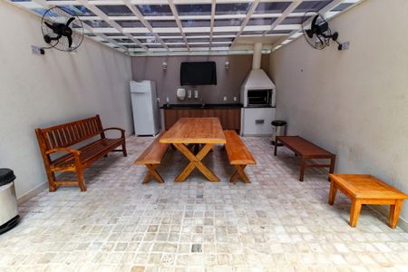 Apartamento à venda com 87m², 2 quartos e 1 vaga Apartamento à venda com 87m², 2 quartos e 1 vagaÁrea comum - Churrasqueira