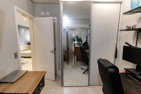 Apartamento à venda com 87m², 2 quartos e 1 vaga Apartamento à venda com 87m², 2 quartos e 1 vagaSuíte 2