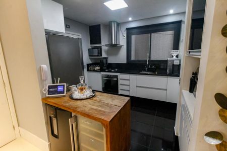 Apartamento à venda com 87m², 2 quartos e 1 vaga Apartamento à venda com 87m², 2 quartos e 1 vagaCozinha - Armários