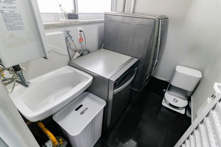 Apartamento à venda com 87m², 2 quartos e 1 vaga Apartamento à venda com 87m², 2 quartos e 1 vagaÁrea de Serviço
