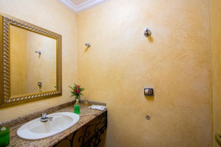 Apartamento à venda com 183m², 3 quartos e 3 vagas Apartamento à venda com 183m², 3 quartos e 3 vagasLavabo
