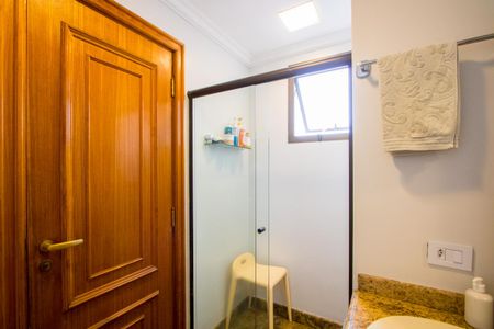 Apartamento à venda com 183m², 3 quartos e 3 vagas Apartamento à venda com 183m², 3 quartos e 3 vagasBanheiro do quarto 2