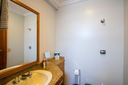 Apartamento à venda com 183m², 3 quartos e 3 vagas Apartamento à venda com 183m², 3 quartos e 3 vagasBanheiro do quarto 2