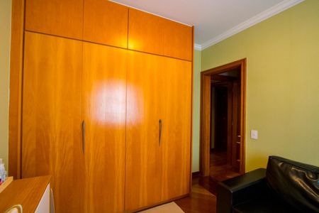 Apartamento à venda com 183m², 3 quartos e 3 vagas Apartamento à venda com 183m², 3 quartos e 3 vagasQuarto 3 - Suíte