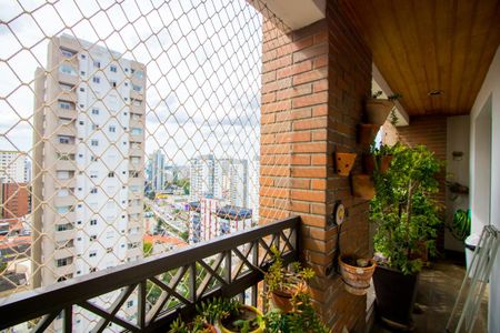 Apartamento à venda com 183m², 3 quartos e 3 vagas Apartamento à venda com 183m², 3 quartos e 3 vagasVaranda da sala