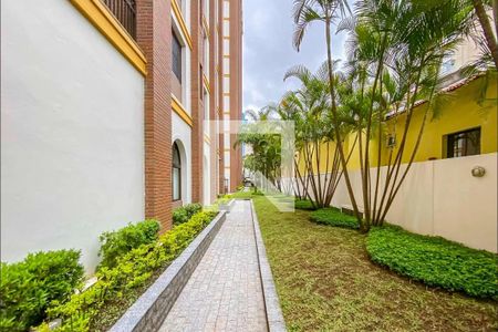 Apartamento à venda com 183m², 3 quartos e 3 vagas Apartamento à venda com 183m², 3 quartos e 3 vagasÁrea comum