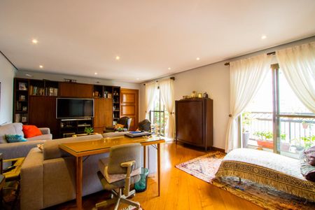 Apartamento à venda com 183m², 3 quartos e 3 vagas Apartamento à venda com 183m², 3 quartos e 3 vagasSala