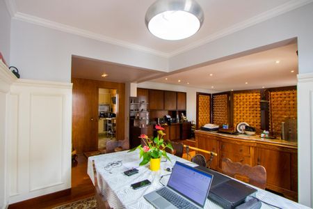 Apartamento à venda com 183m², 3 quartos e 3 vagas Apartamento à venda com 183m², 3 quartos e 3 vagasSala