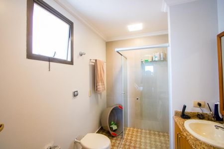 Apartamento à venda com 183m², 3 quartos e 3 vagas Apartamento à venda com 183m², 3 quartos e 3 vagasBanheiro do quarto 1