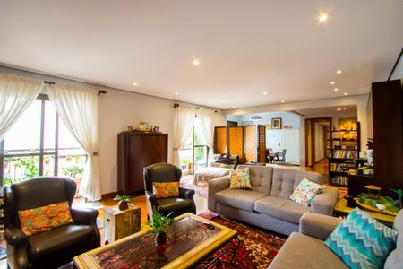 Apartamento à venda com 183m², 3 quartos e 3 vagas Apartamento à venda com 183m², 3 quartos e 3 vagasSala