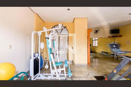 Apartamento à venda com 183m², 3 quartos e 3 vagas Apartamento à venda com 183m², 3 quartos e 3 vagasÁrea comum - Academia