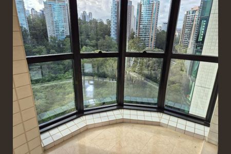 Apartamento para alugar com 160m², 3 quartos e 3 vagas