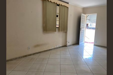 Casa à venda com 4 quartos, 100m² em Irajá, Rio de Janeiro