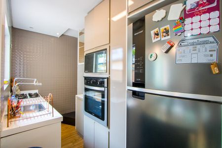 Apartamento à venda com 84m², 2 quartos e 1 vaga Apartamento à venda com 84m², 2 quartos e 1 vagaCozinha