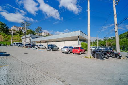 Apartamento para alugar com 45m², 2 quartos e 2 vagas Apartamento para alugar com 45m², 2 quartos e 2 vagasÁrea comum