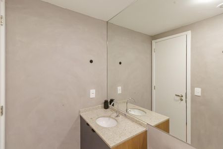 Studio para alugar com 27m², 1 quarto e sem vaga Studio para alugar com 27m², 1 quarto e sem vagaBanheiro